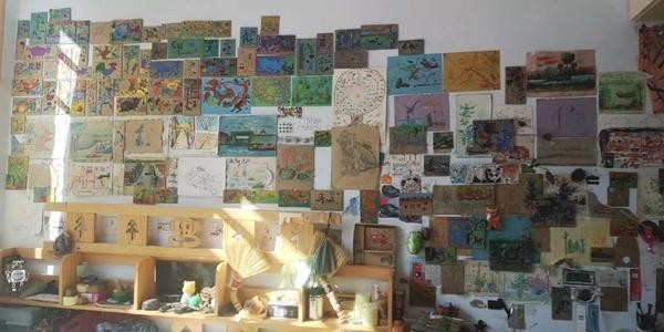 她用诗和画“养育”父母