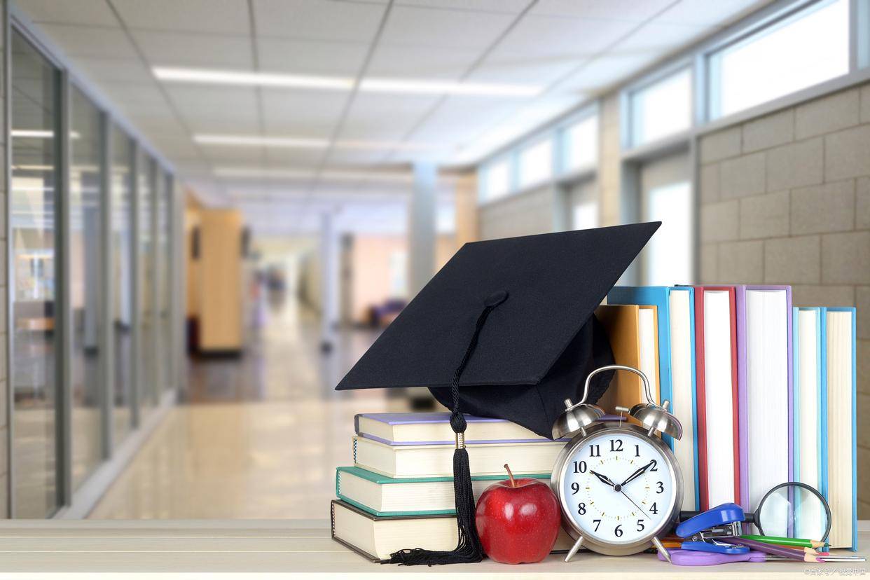 原创            失败一次又一次，但我依然选择坚持，四战考研不再是忌讳！