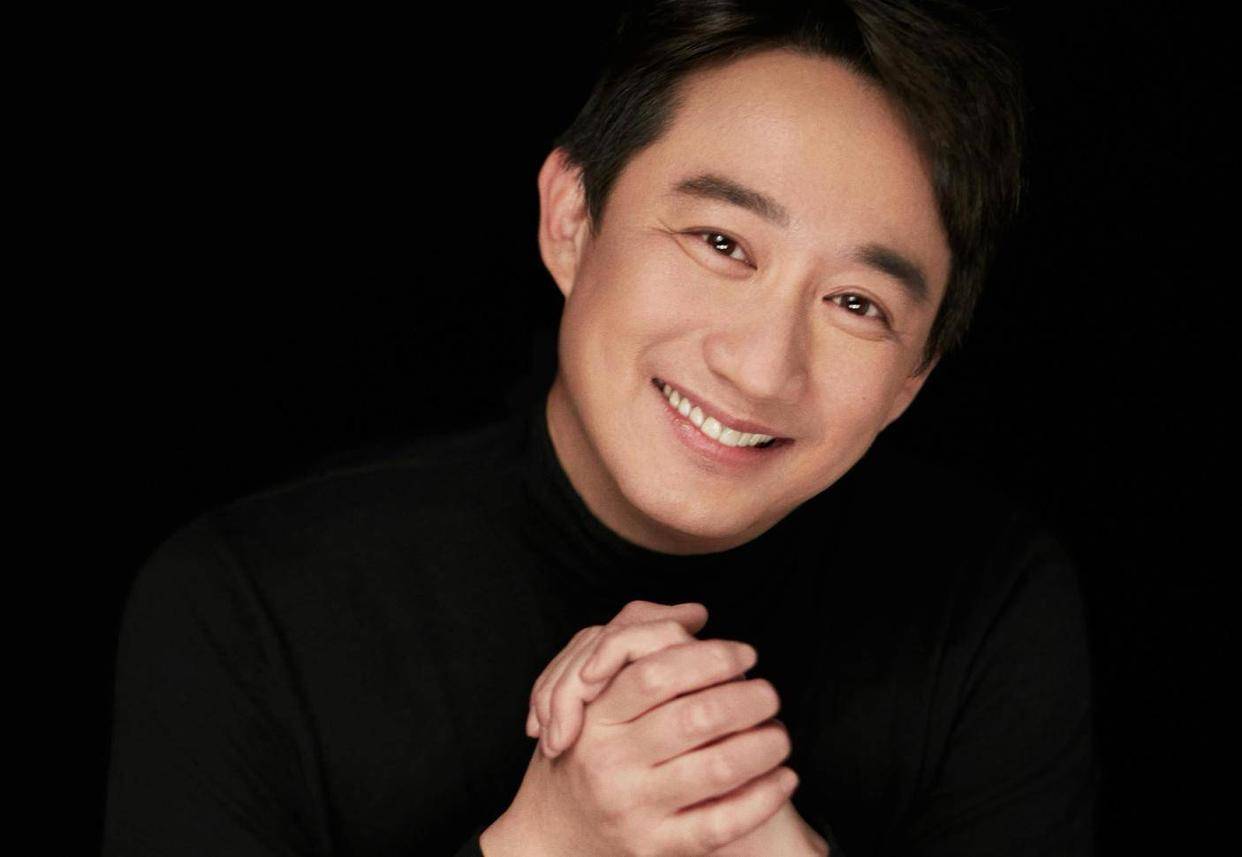 原创            黄磊：被捧上神坛的中年男星，为何突然被群嘲？