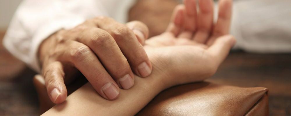 中医护肝秘籍：六大秘方与五大穴位全揭秘