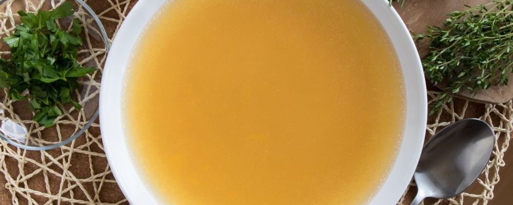 益气补血汤推荐，首推菠菜猪血汤，它有何功效？