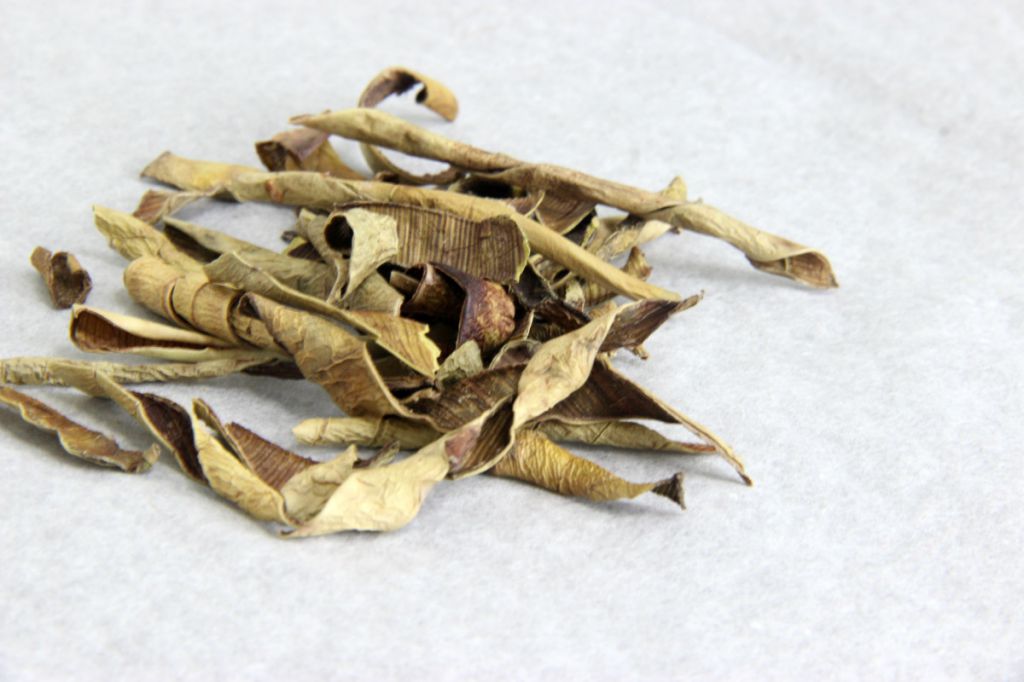 自然精粹之芦荟干茶，领略制作特色与功效的健康饮品