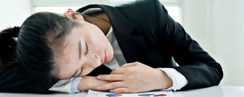 睡眠不好怎么办 午休时注意事项 中午睡不着怎么办
