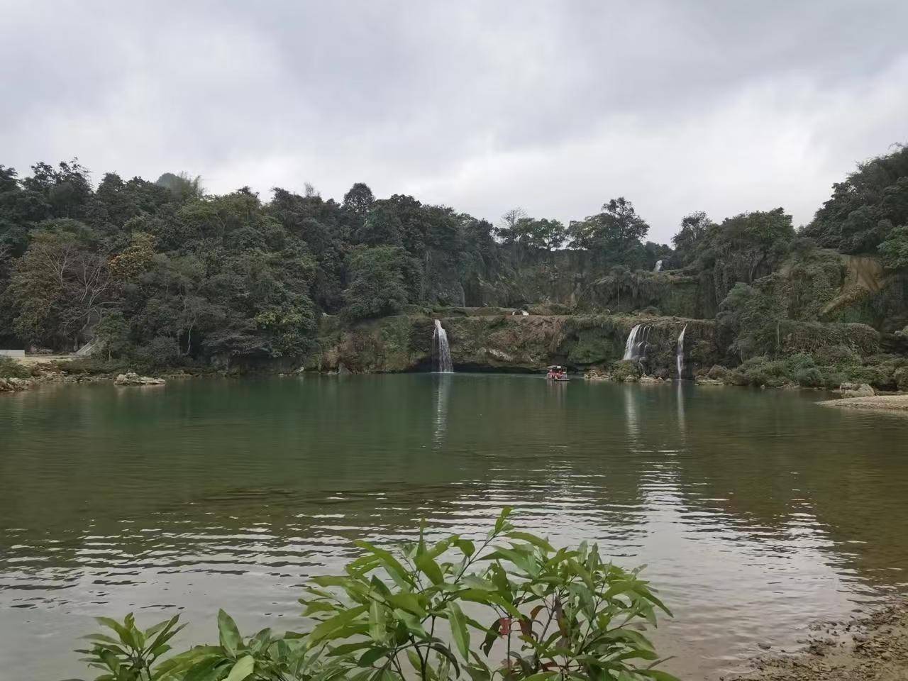 广西德天跨国瀑布变“小水滴”，景区：枯水期，水量要到6月以后恢复