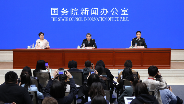 “天塌不下来”背后的底气