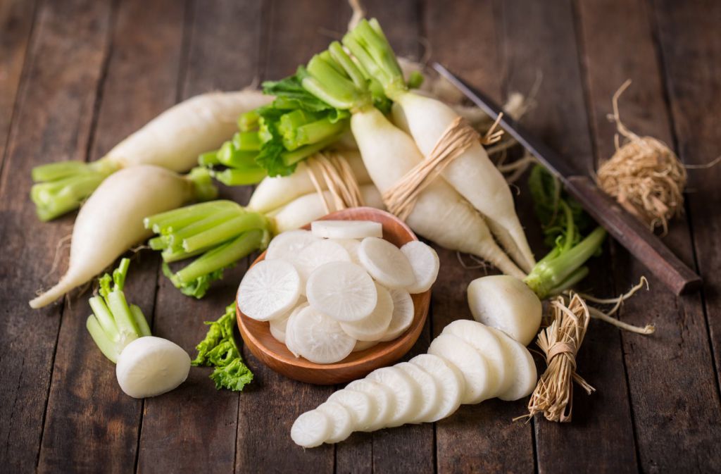过敏性鼻炎咳嗽吃什么好 过敏性鼻炎咳嗽的饮食 过敏性鼻炎咳嗽的饮食要注意什么