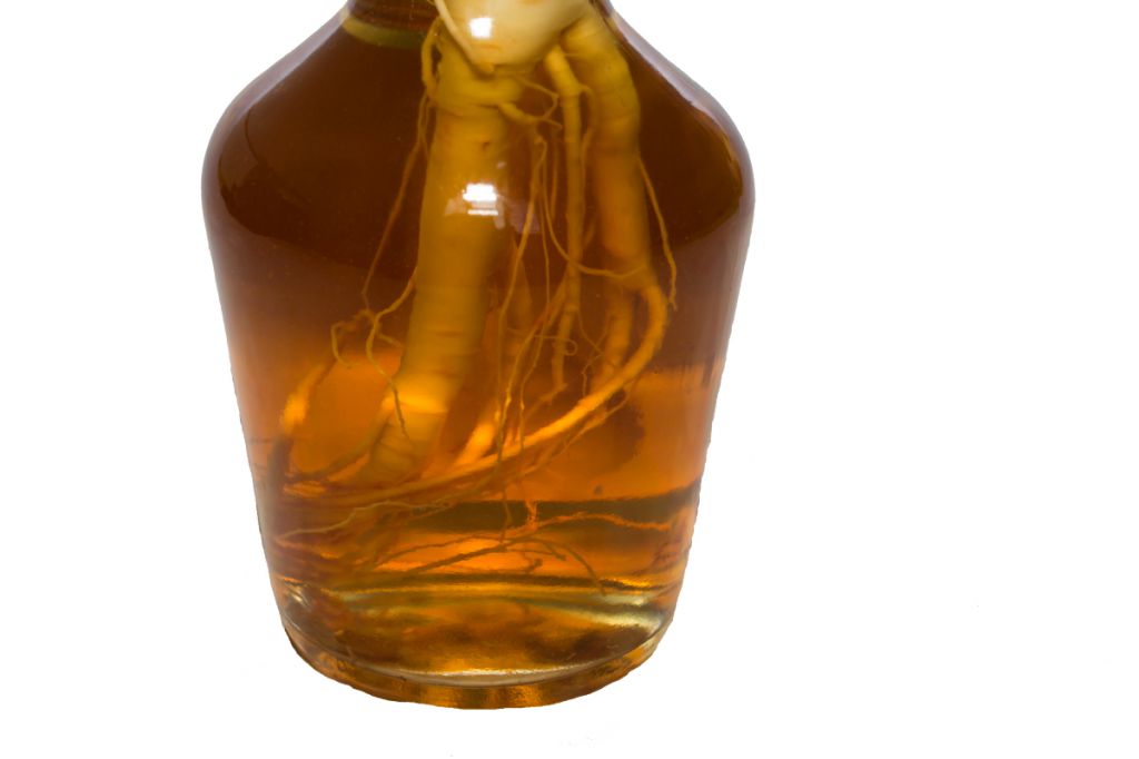人参可以和什么一起泡酒 人参搭配什么泡酒可以壮阳 人参泡酒的最佳时间是多少