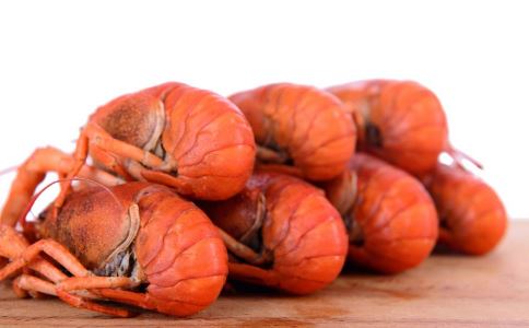 小龙虾吃法健康关键牢记 5 步步骤介绍