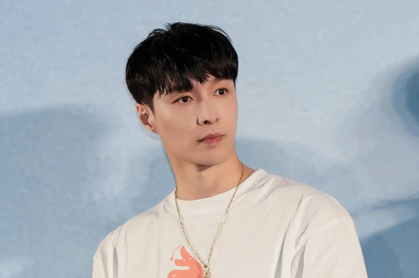 张艺兴告黑粉胜诉！对方需公开赔礼道歉并赔偿2万元