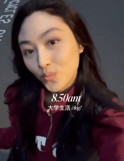 任达华21岁女儿分享伦敦留学生活 深夜11点半仍在看书