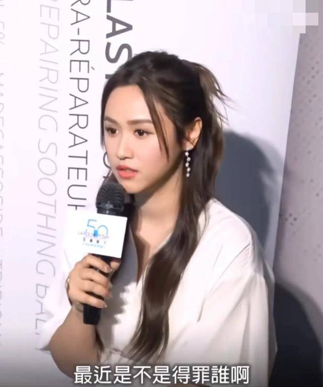 原创            小S天塌了！王牌综艺被顶班，广告商跑路，复工赚钱养具俊晔无望