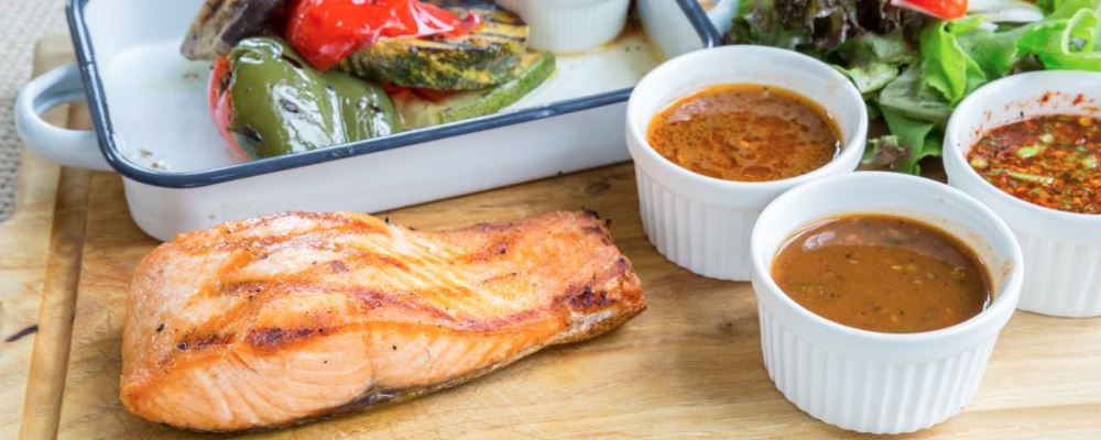 啤酒配海鲜吃法的危害究竟有哪些？详细介绍在此。