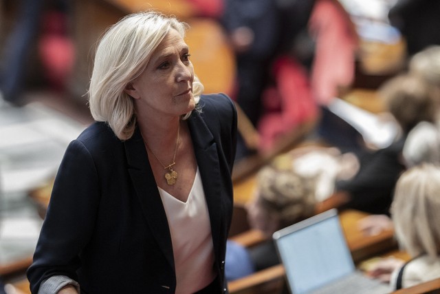 因挪用公款案被判禁止参选公职，勒庞仍有可能竞选法国总统？