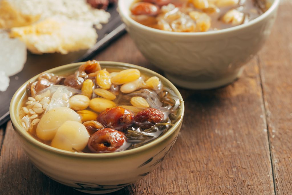 宫寒肚子痛咋应对？缓解宫寒的养生茶有哪些？