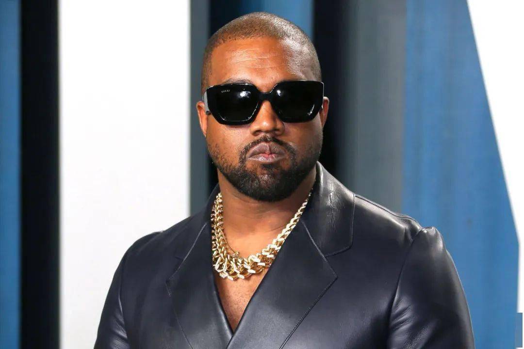 市政府否认侃爷将在丽江演出 并对之前的误传道歉