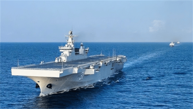 原创            给台湾上上强度！中国海军史无前例大公开，数十艘军舰随便看