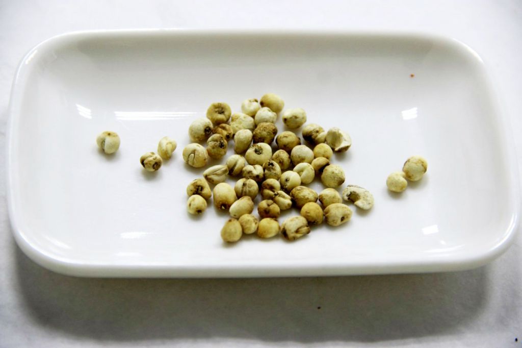 梨煮水凉性温性？加一物止咳效果佳可放心饮