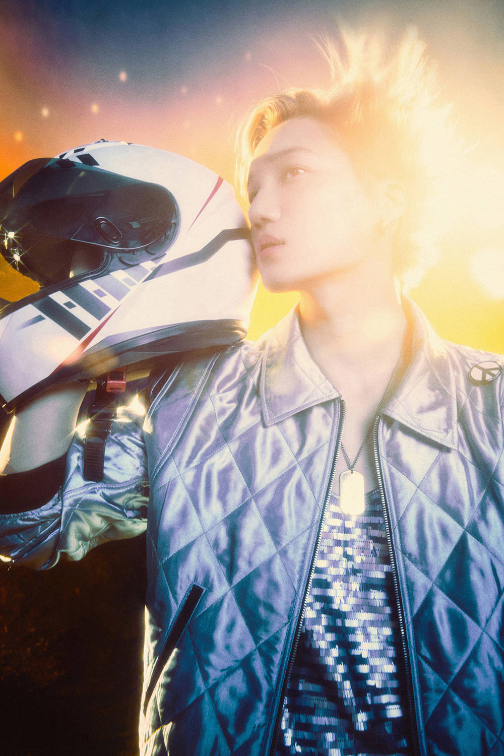 EXO成员KAI时隔两年“世界级表演者”终于回归！今日公开全专音源及首个回归舞台！