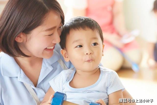 孩子顶嘴时，高情商父母都怎么接招？