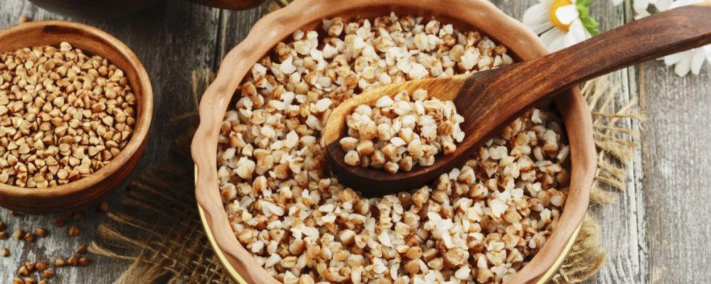 “什么是荞麦？荞麦的功效与作用全解析”