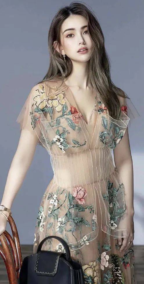 写真 | 亚洲第一混血美女