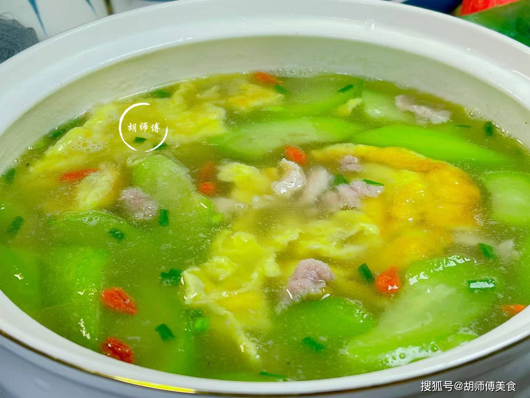 原创            五月吃一瓜，不用把药抓！一利尿、二降压、三强免疫，鲜嫩营养高