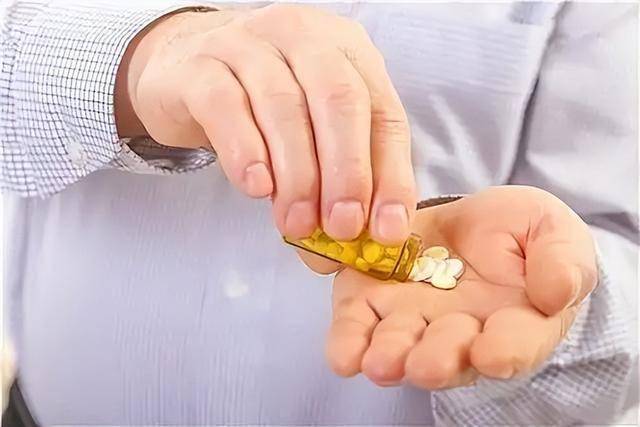 医生：血糖高的人，不管有没有吃药，都要补充3种营养，防并发症