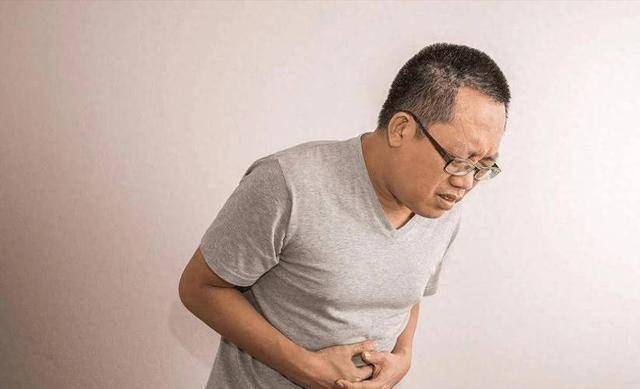 1夜时间，从上腹剧痛到休克致命！医生紧急呼吁：这种病拖不得