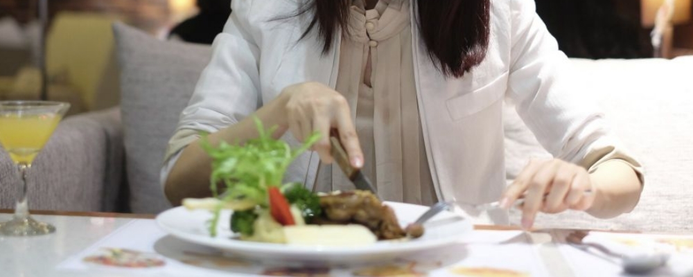 中医称肠胃不佳者不宜食用四类特定食物