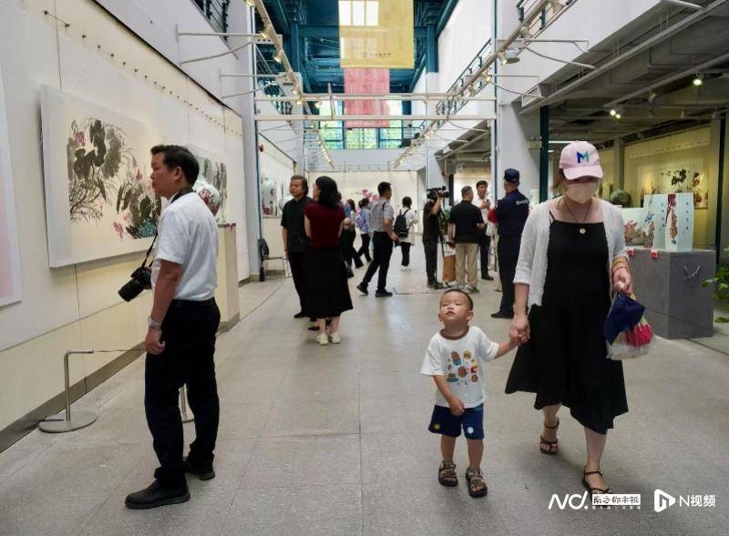 美在耕耘！这场国画与陶瓷艺术展亮相中山美术馆