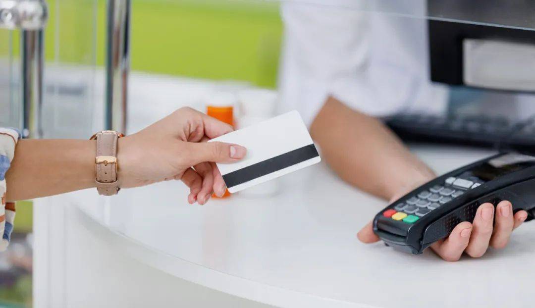 同一盒药差价3倍！全国药价将大统一，广东新规能否斩断暴利链？