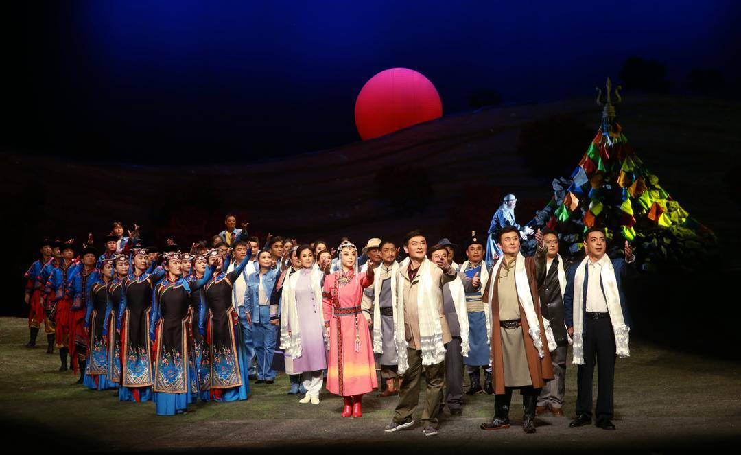大型现代吕剧《长调悠悠》礼赞民族团结 滨州首演绽放艺术华彩