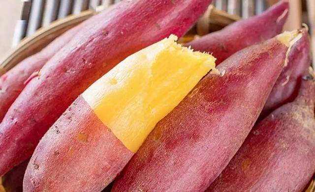红薯是胃病的“发物”？医生建议：要想养胃，远离2菜，做好3事