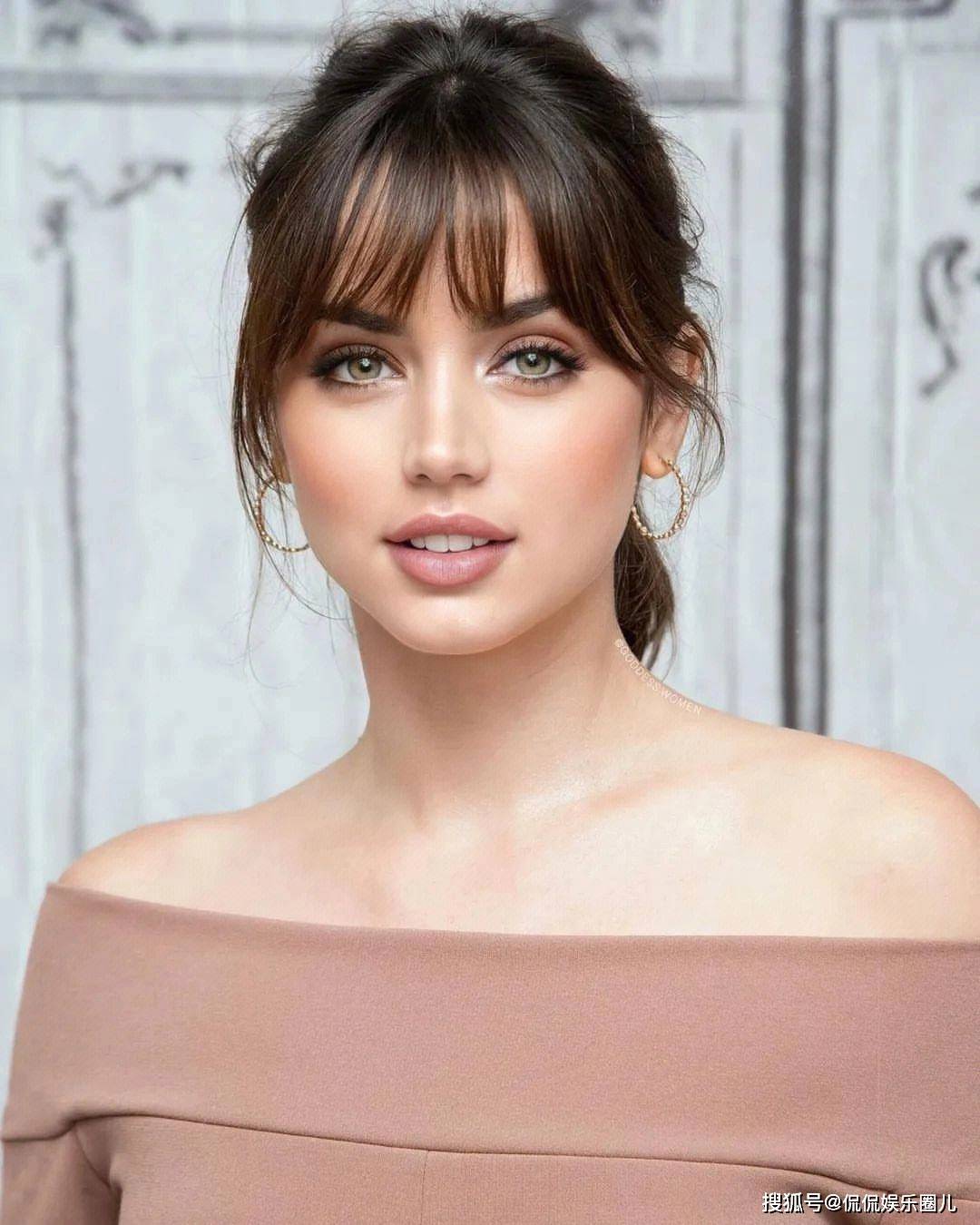 绝世尤物！顶级性感！安娜·德·阿玛斯写真赏