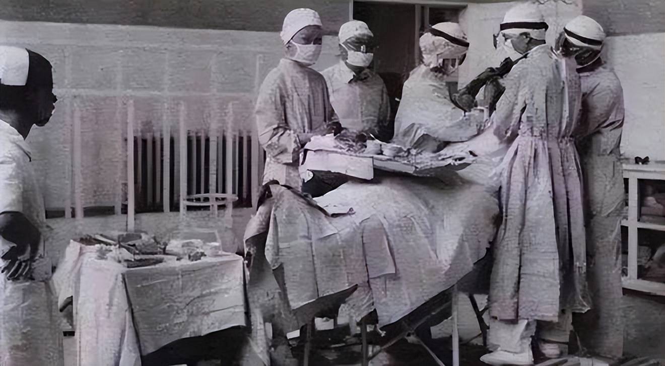 44年叶飞来到牙科就诊，见墙上字画后深感不妙，下令：抓捕老医生