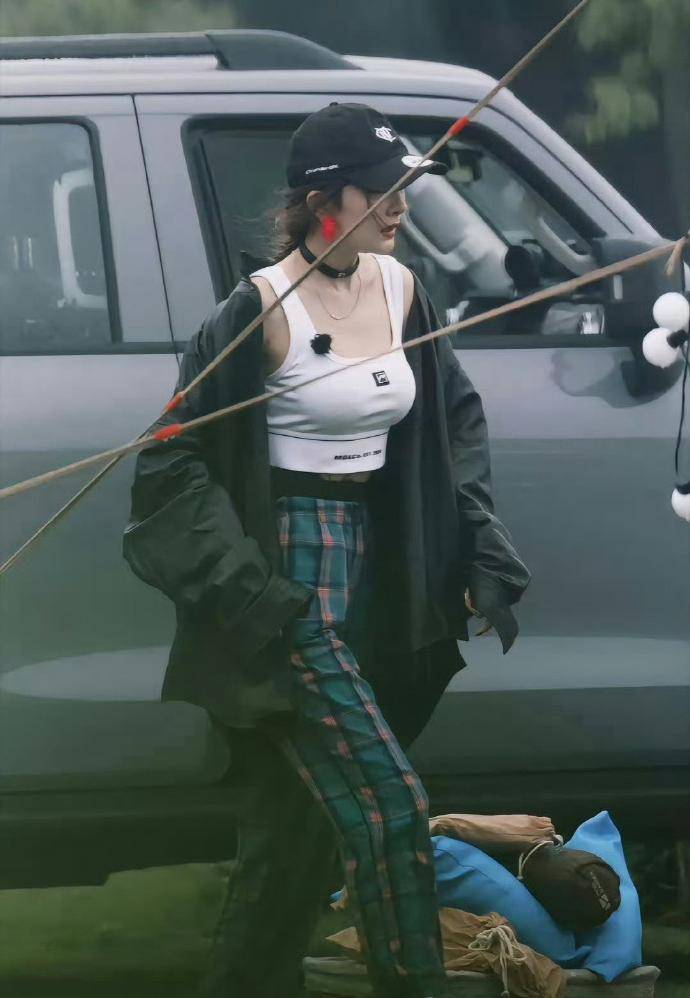 美丽无双，杨幂女士。