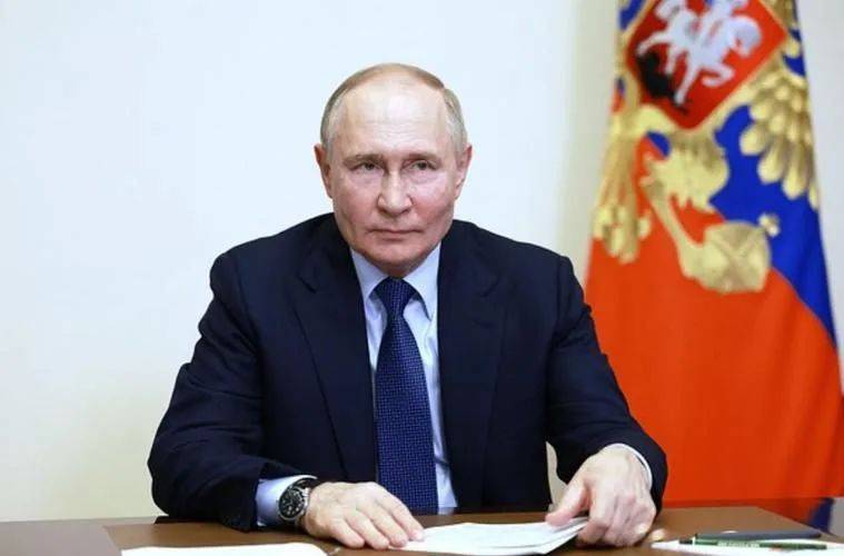 美国没料到，普京突然出手，中国石油如今已经偷偷处于领先地位