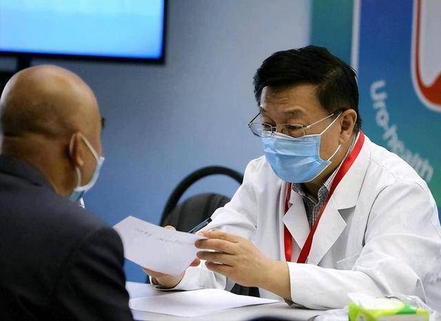 人不会无故患上银屑病！医生告诫：得银屑病，背后或有这几个原因