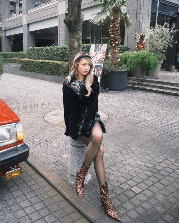 假面骑士：幸果最新写真来袭，茨姆莉最新写真公开