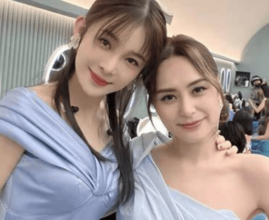 原创            赵樱子晒与阿汤哥合照