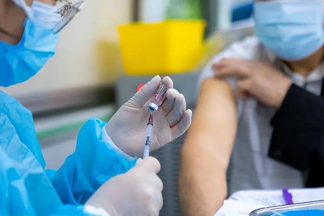 新冠检出率上升，如何应对？