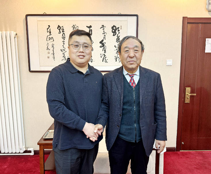 膝关节健康的“人本位”守护者：马德山医生对痛风朋友的使命与担当