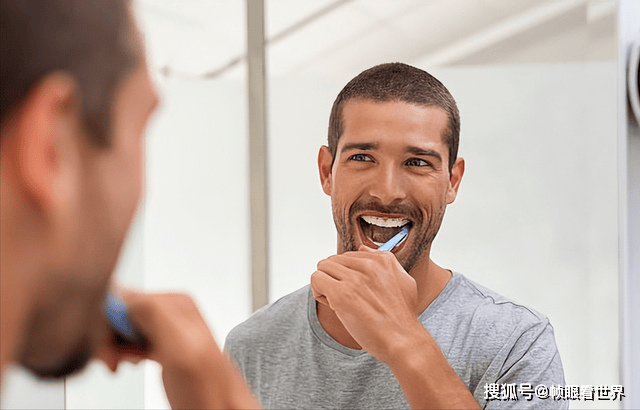 早餐前刷牙还是早餐后刷牙？