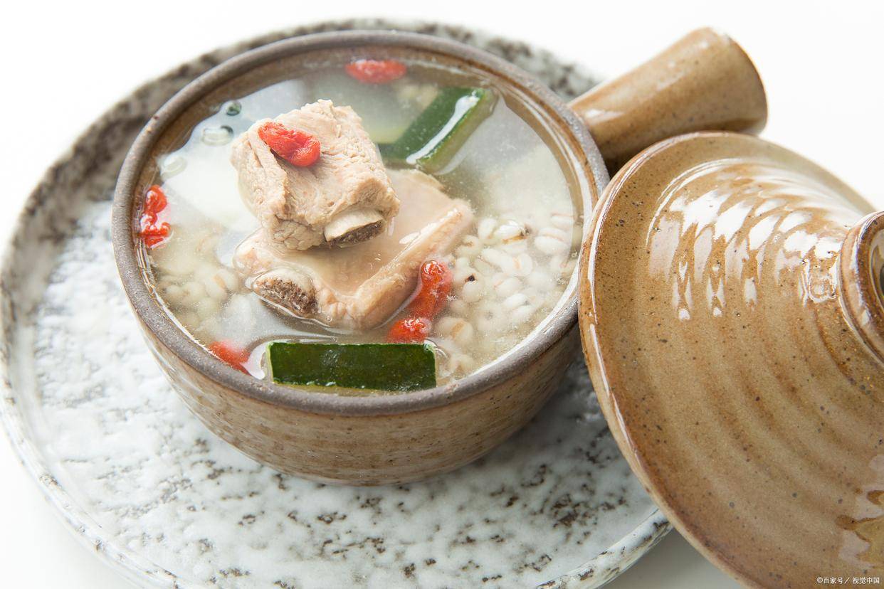 原创            天气热容易上火，这道菜要使劲吃，清热下火又降糖，家人抢着吃