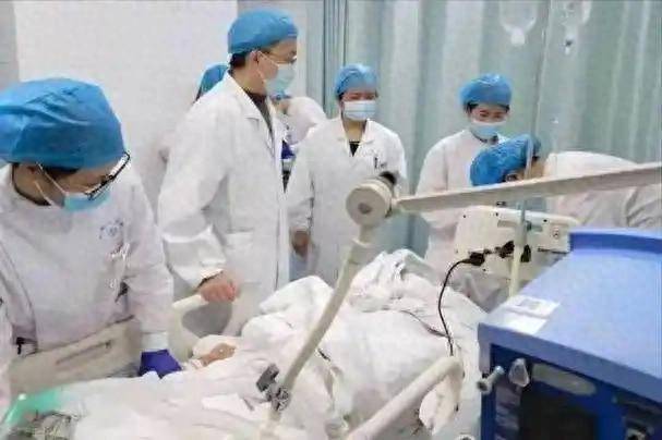 脑梗去世的人越来越多？医生劝告：天热宁可打麻将，也别做4件事