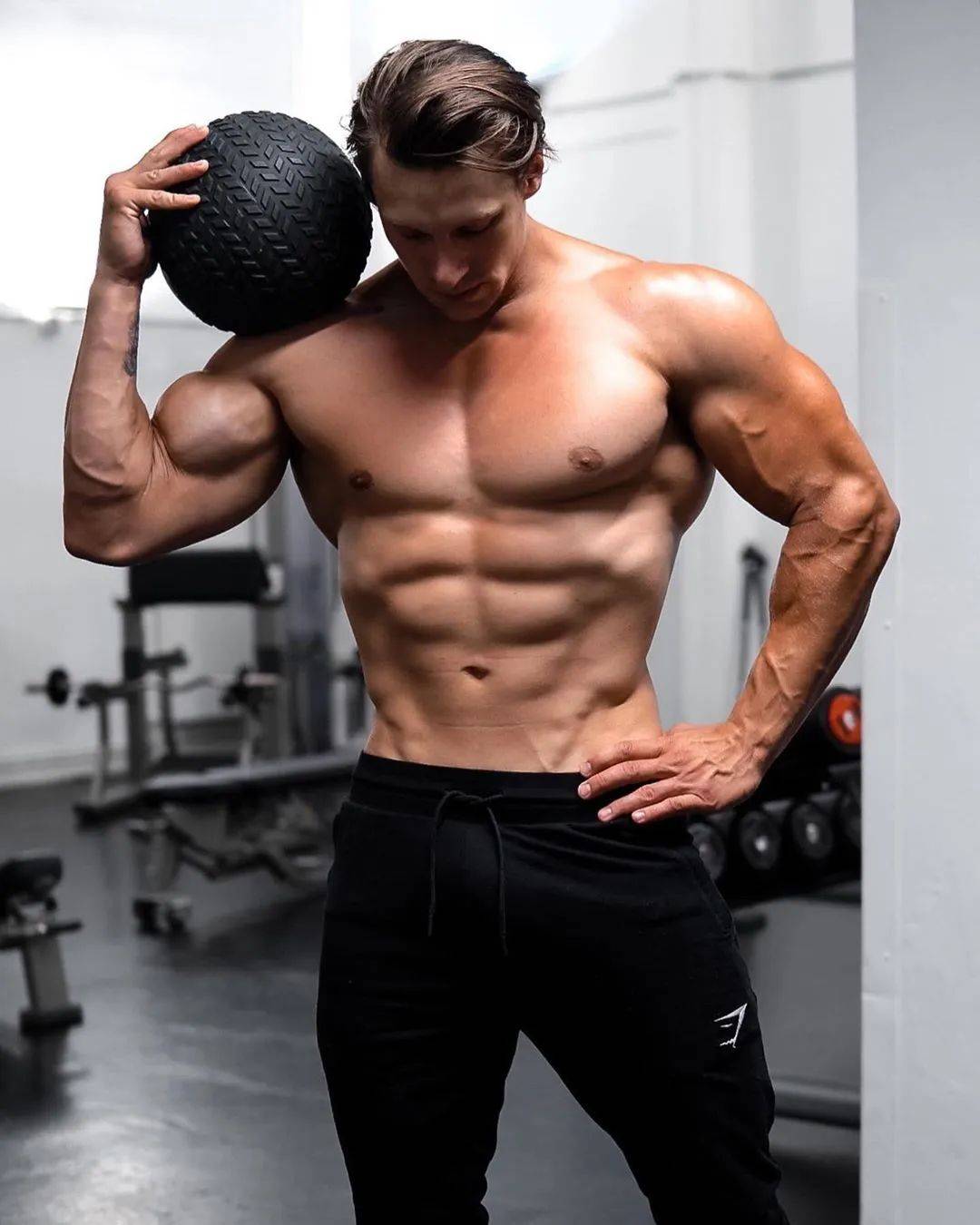 6个黄金热身动作！让你增肌+减脂效果事半功倍！