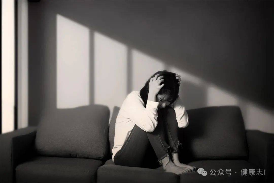 抑郁症躯体化：你以为正常，其实是身体向你发出的求救信号