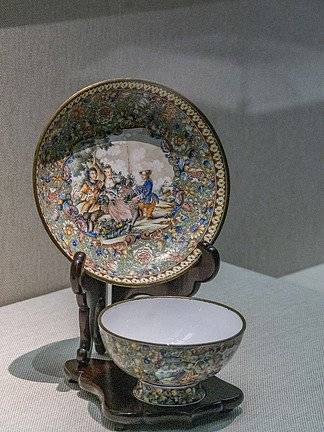 从打假专家到资本巨鳄：李鉴宸如何用财务报表颠覆东南亚古玩拍卖界