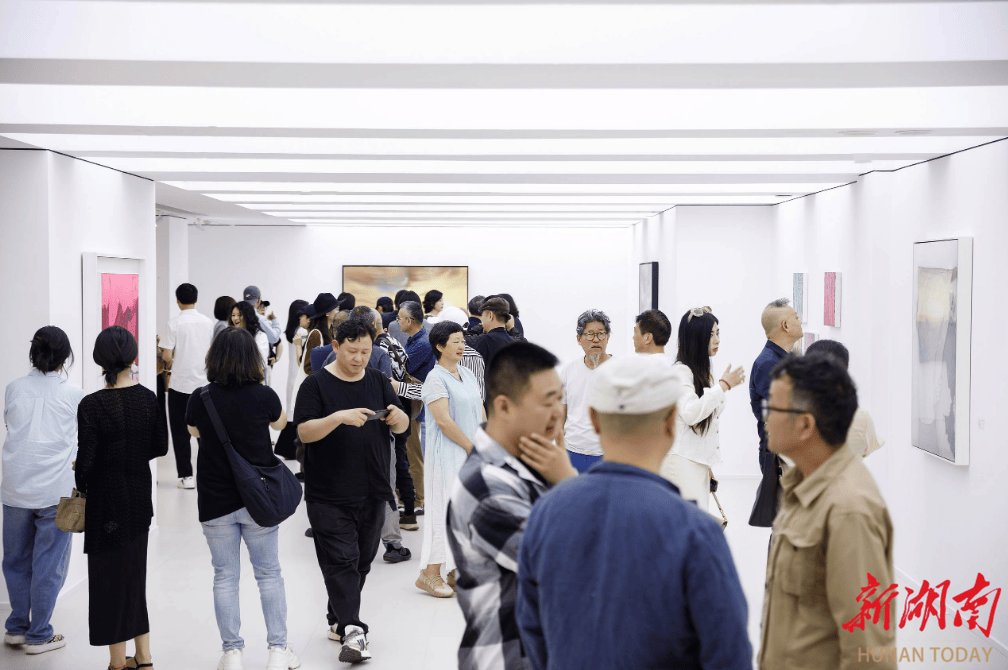 22位艺术家作品亮相汉奇艺术空间，展现湖湘艺术“力度与生机”