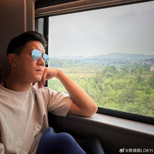 TVB小生现身公益活动！自曝八岁儿子独立意识太强，抗拒对方入行